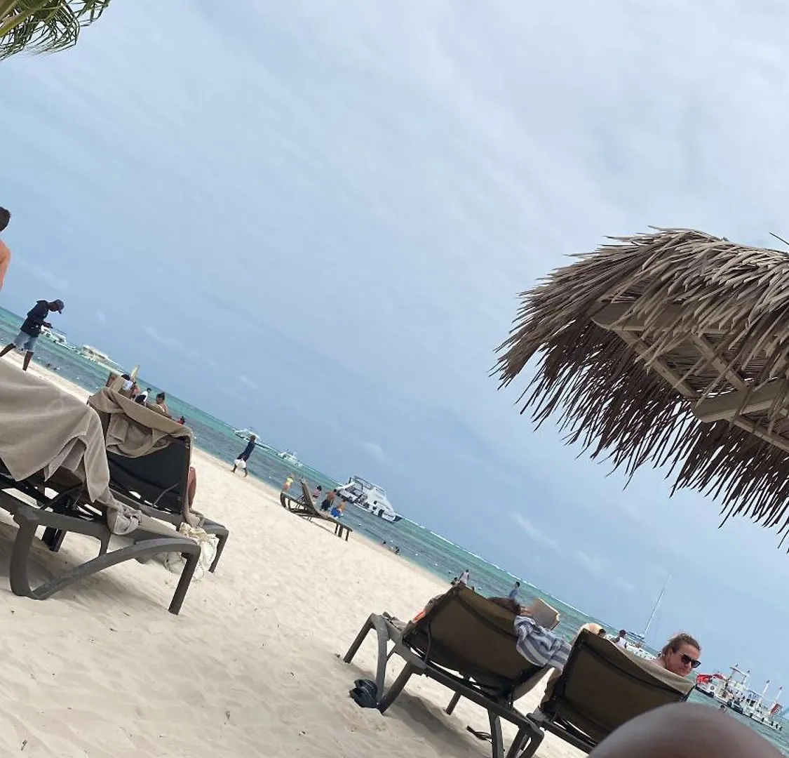 Amazing Apartment Pool And Beach Life In Los Corals Punta Cana
